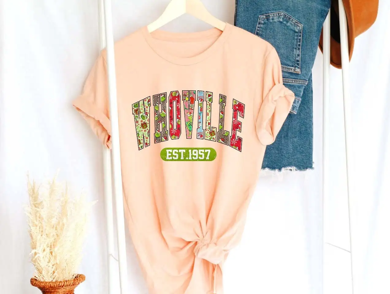 Whoville Est 1957 года рождественский свитер Shırt праздничная футболка для влюбленных 2024