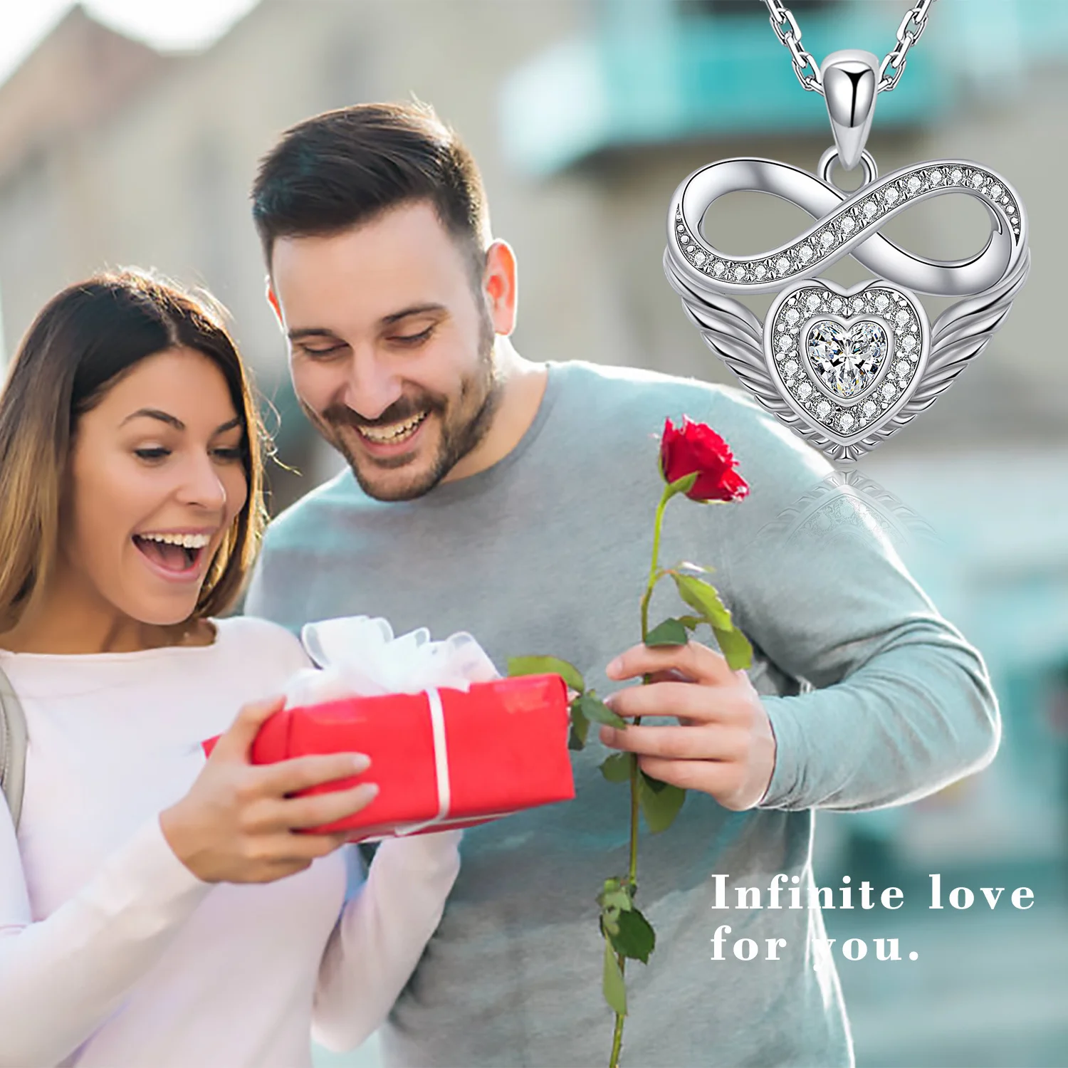 мужчина дарит подарок женщине. парень дарит девушке подарок. заботливая девушка. мужчина дарит женщине. девушка дари подарок мужчине.