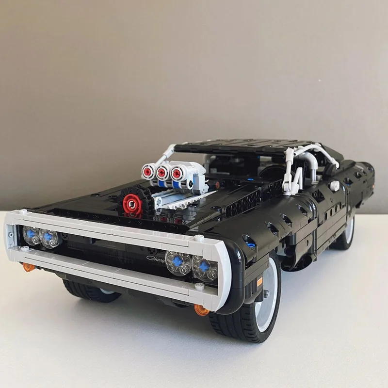 

1077 шт. технический гоночный автомобиль Dodge Charger 42111 модель строительные блоки игрушки в фильме Форсаж подарок для мальчиков Дети Мальчик друг