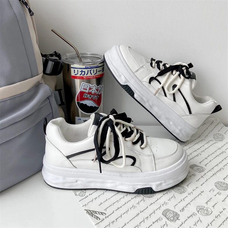 

2022 Spring New All-match Super-fire Casual Sports Student Skateboard Shoes Women Shoes Sneakers Sports White Shoes Women's