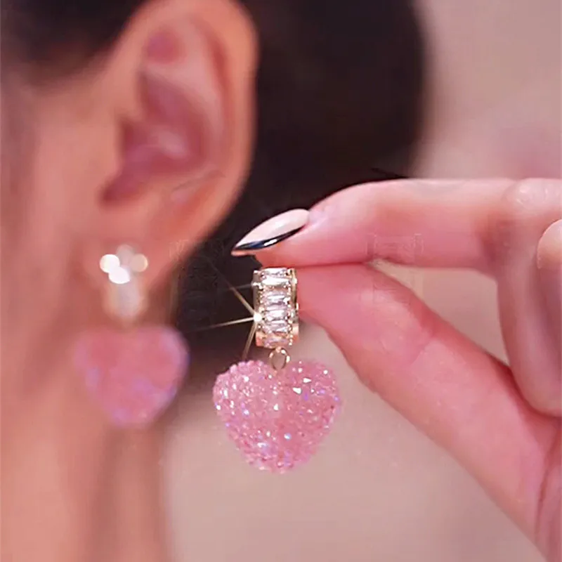 

Korean Fashion Pink Peach Heart Earrings Sweet Cute Fudge Color Sparkling Zircon Pendant Earrings for Women Glamour Jewelry Gift