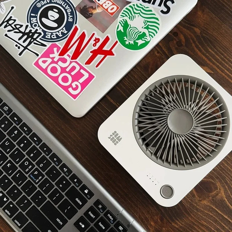 Эмоциональный электронный настольный мини-вентилятор портативный для офиса