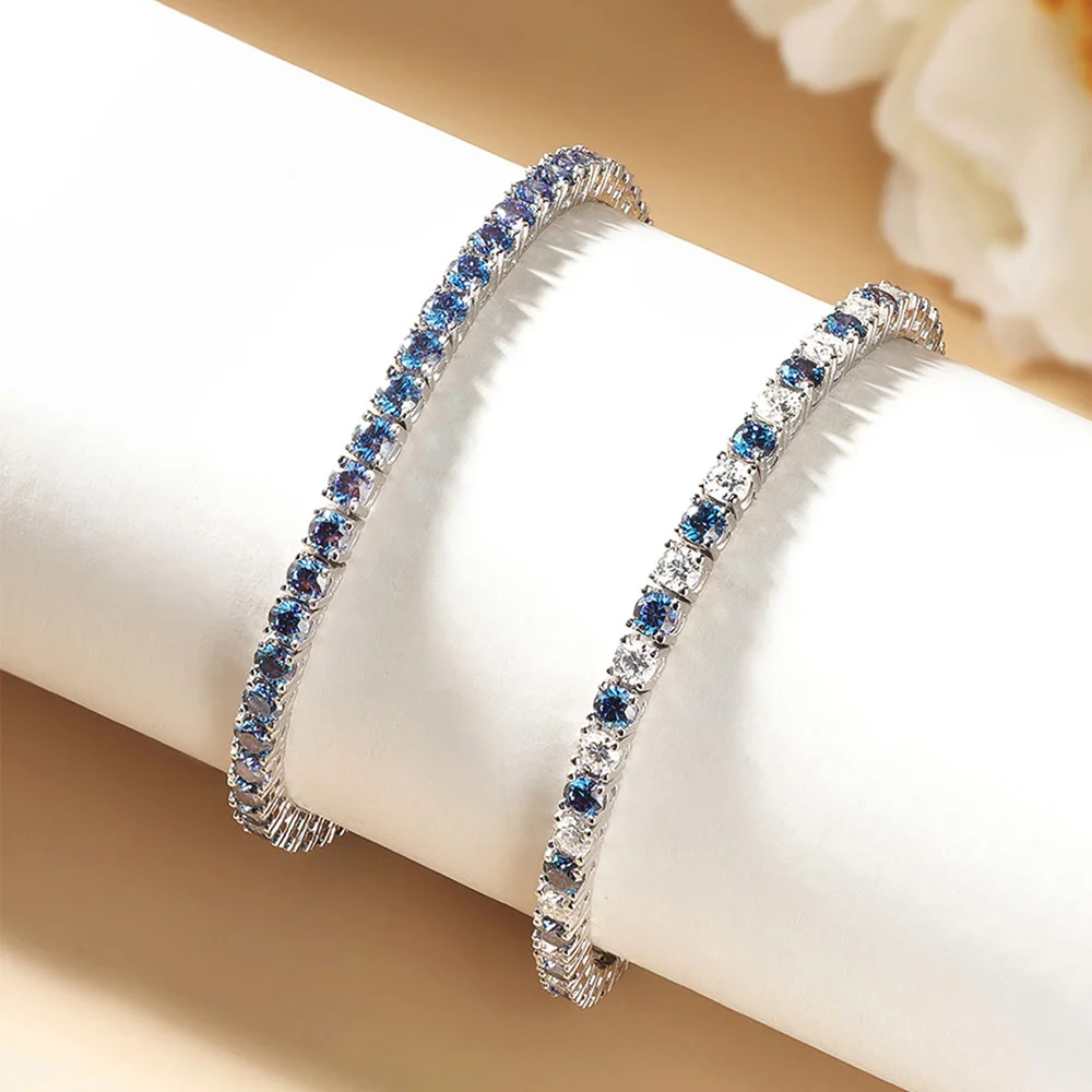 Браслет унисекс из серебра 925 пробы с голубым муассанитом 3/5 мм