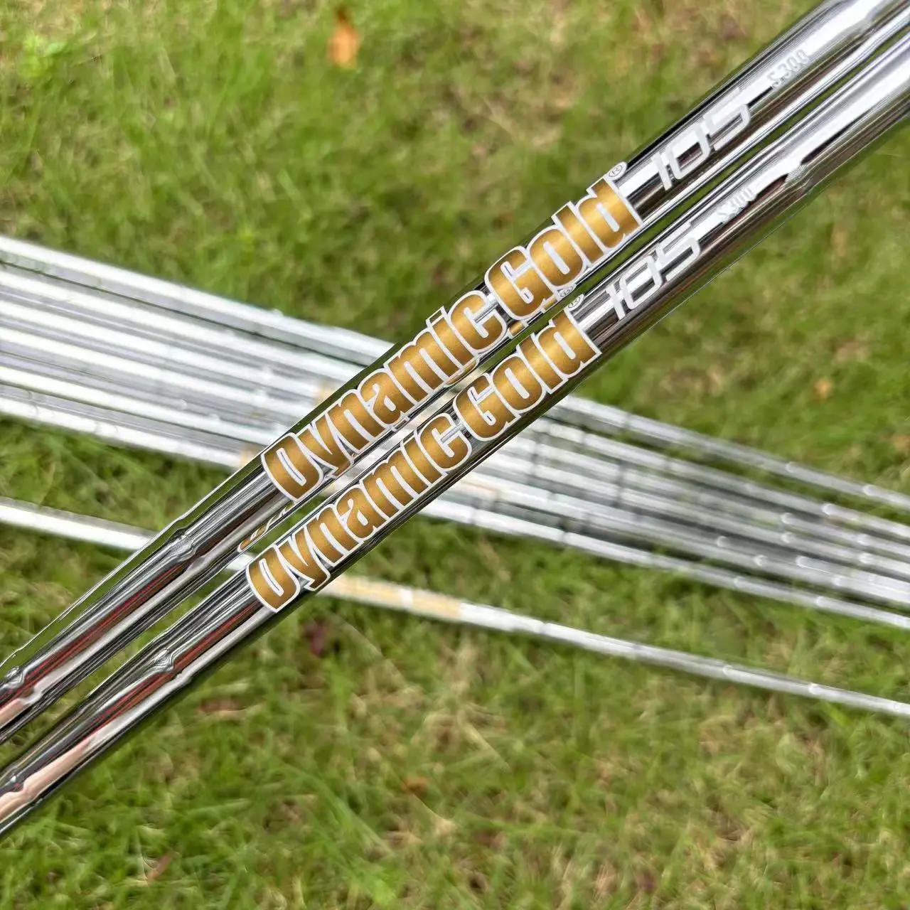 105 динамические золотые клюшки для гольфа 300 S/R утюги валы серебряный стальной