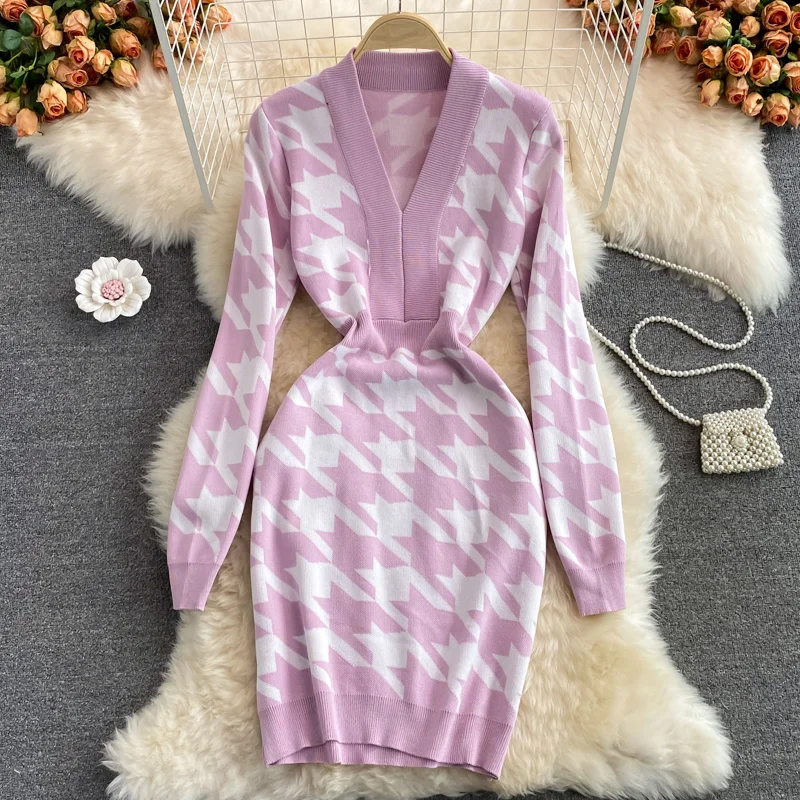 

2021 Autumn Winter Women Knit Sweater Dress Color Match Geometric Mini Bodycon Dress V-neck Long Sleeve Casual Female Dresses