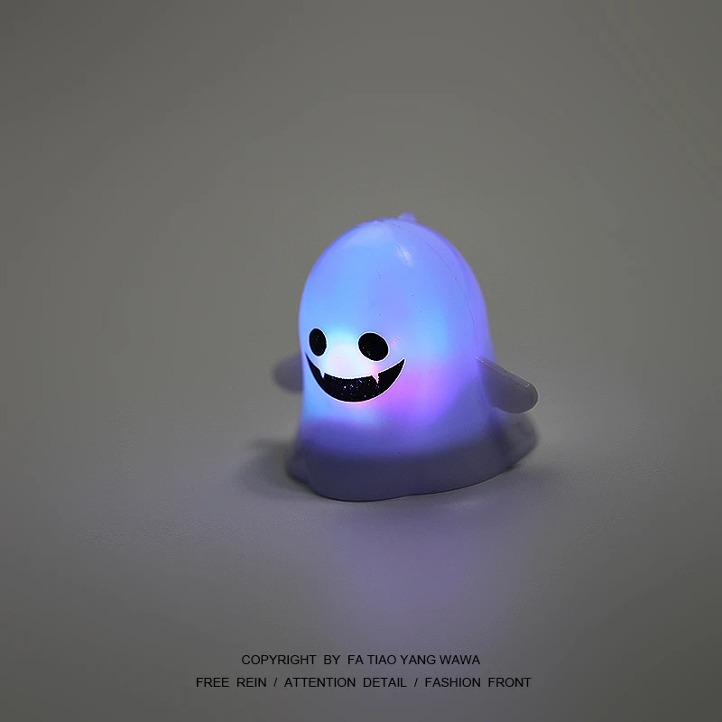 

Boring night let light little ghost accompany you! Small night light