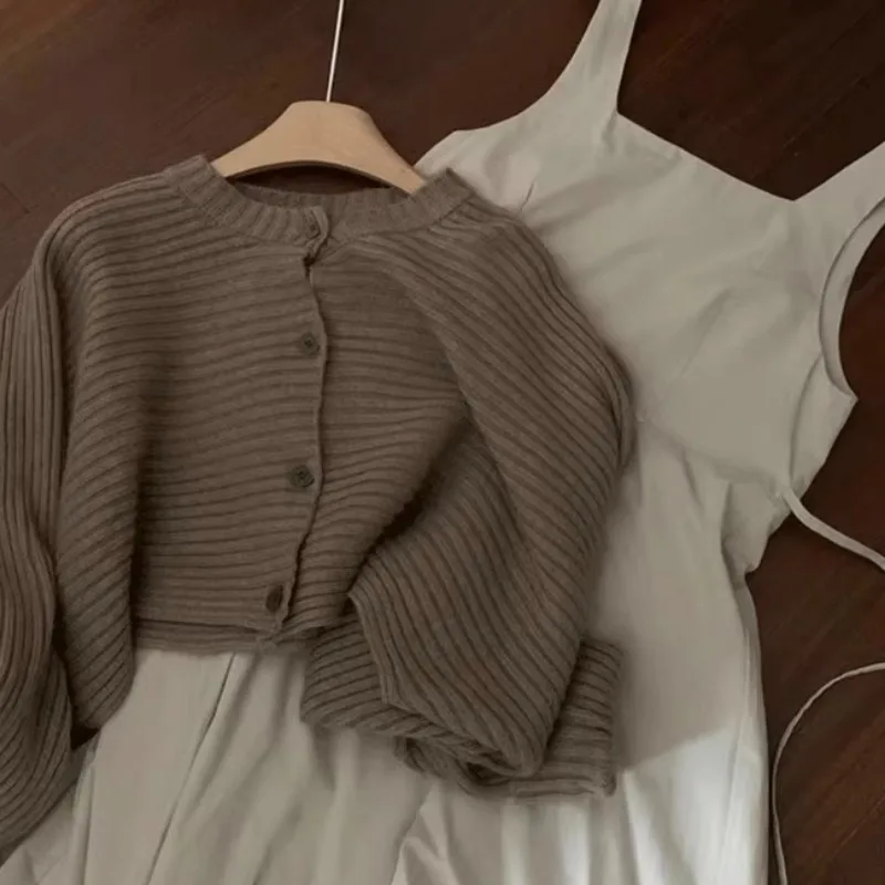 Кардиганы с рукавами летучая мышь женский осенний укороченный свитер нежный