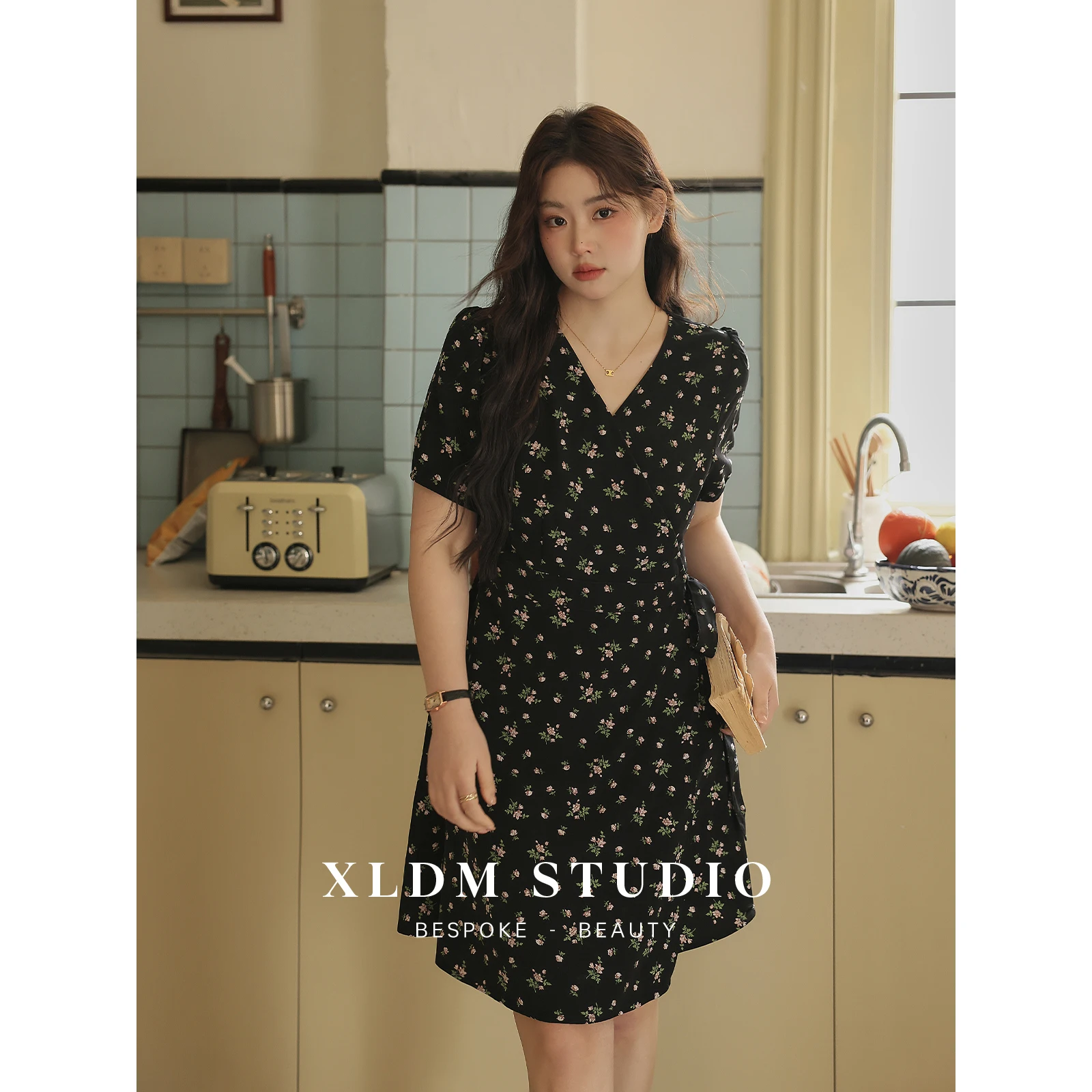 Plus Size Xiao Li Homemade Plus size women clothing [Huayang Tea Dress] Solid Floral Dress Summer V-neck Skirts