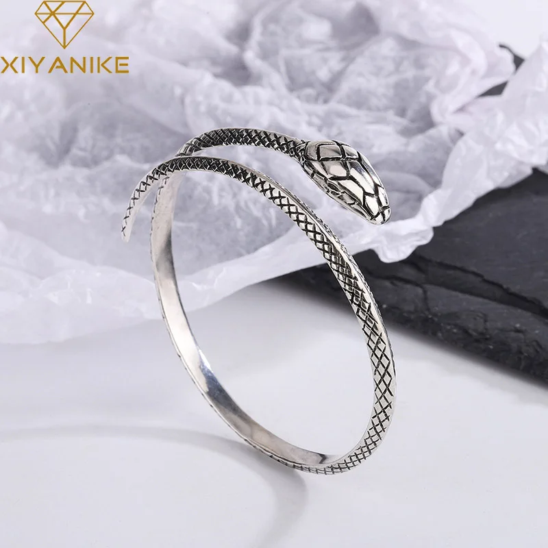 

XIYANIKE 2022 Vintage Snake Open Cuff Bangles Bracelet For Women Men New Fashion Trendy Unisex Jewelry Party Gift pulseras mujer