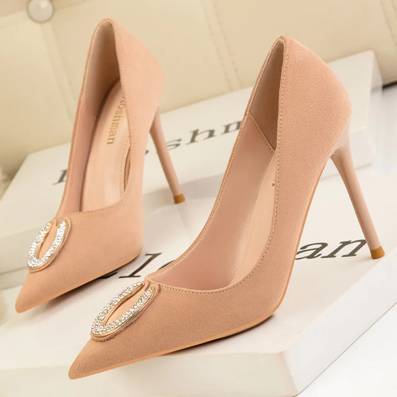 

Brand Elegant Women Sexy Suede Heels Bling Crystal Pumps Nude 9.5cm 6cm High Heels Pointed Toe Pumps Plus Size Party Dress Shoes
