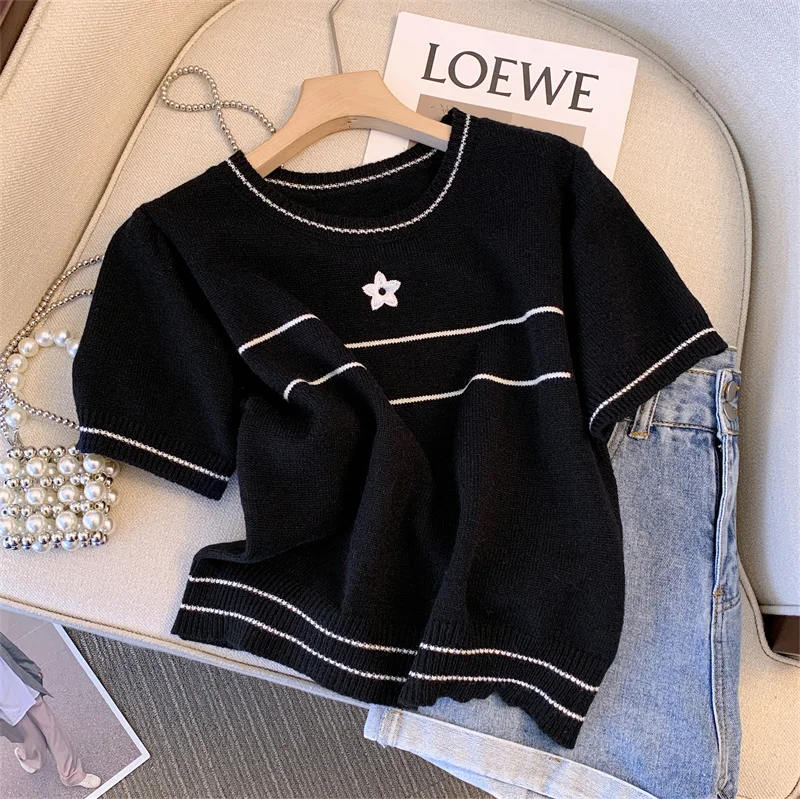 

Summer White/Black Star Embroidery Short Sleeve Sweater Women's O-Neck Short Sleeve Knit T-Shirt Women Knitwear Tops Tees Jumper