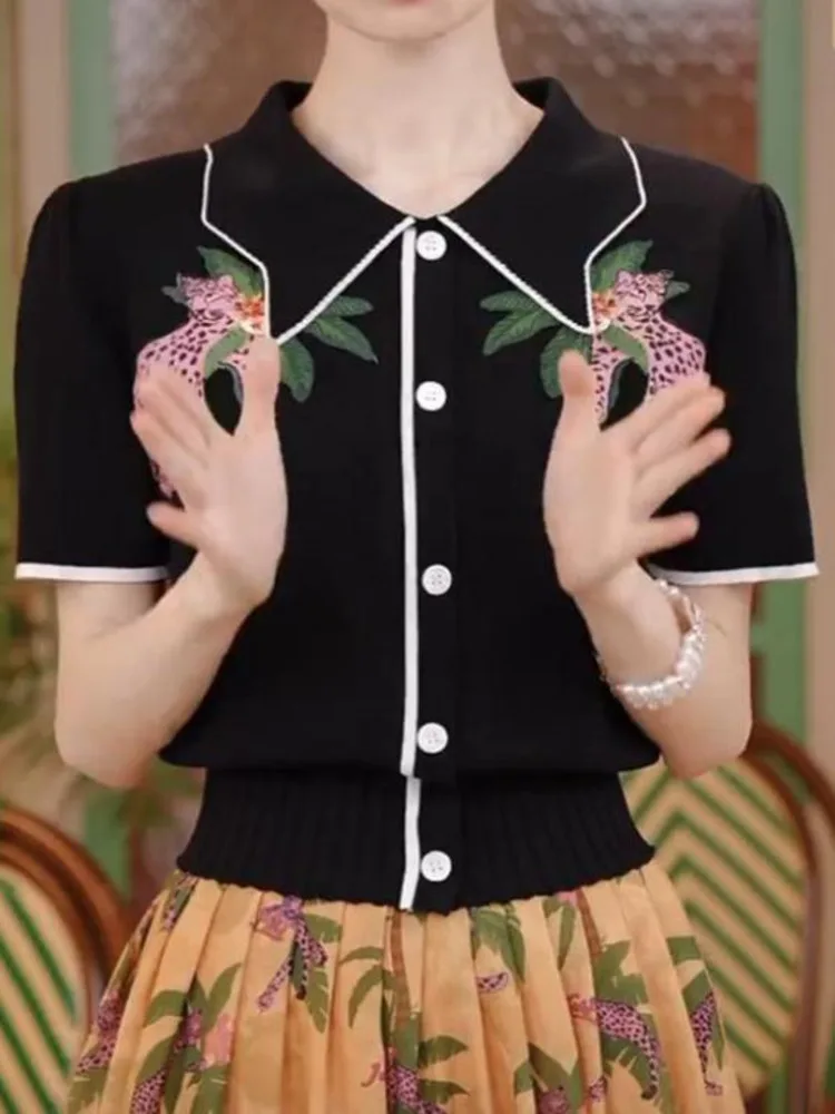 Женский вязаный пуловер с коротким рукавом