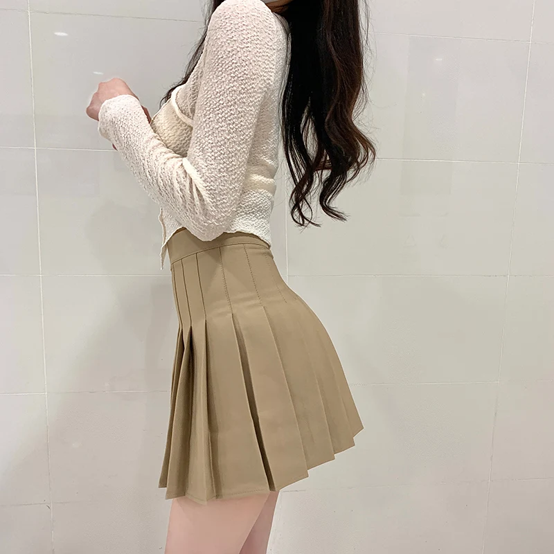

Женская плиссированная юбка с высокой талией, осень 2023, короткая одежда, винтажные хаки, трапециевидные черные мини-юбки в Корейском стиле преппи для девочек