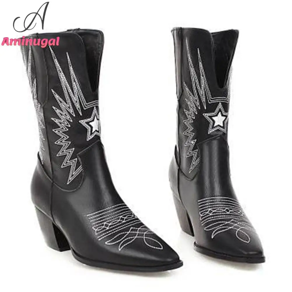 Dropship Cowboy Cowgirls Western Boots White Black Ankle Boots 2023 New Fashion Embroidery Walking Comfy Women Shoes