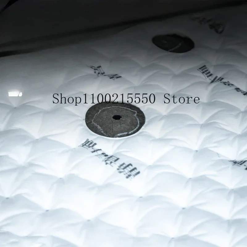 Звуковая накладка на капот двигателя для Toyota Land Cruiser 250 2024 Prado LC250 передняя