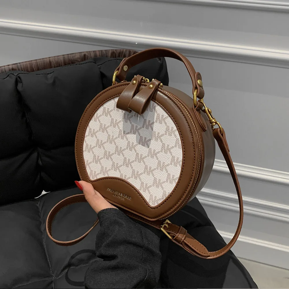 

Luxury Designer Letters Round Small Women Handbag 2022 Trend Short Handle Two Way Zippers Saddle Ladies Shoulder Crossbody Bags