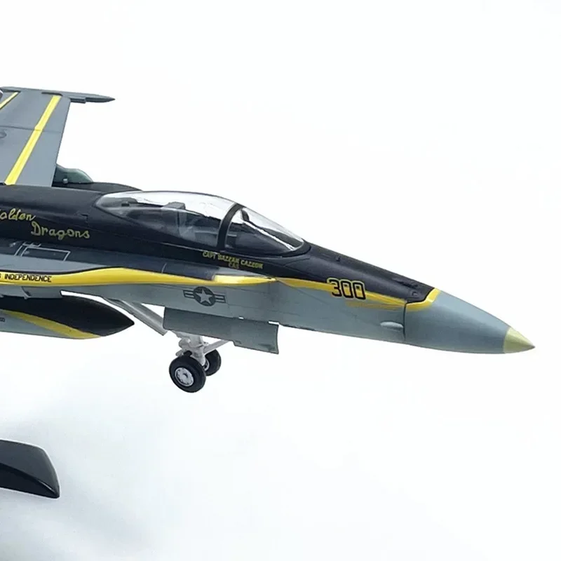 Модель самолета Hornet Fighter F18 масштаб 1:72 США F меньший размер готовый дисплей