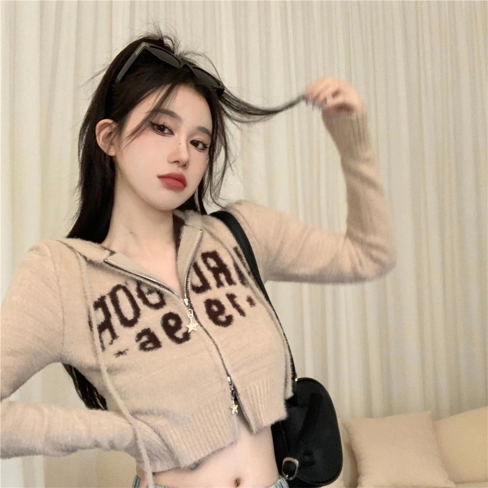 

American Hot Girl Hooded Knit Cardigan Female Spring Short Vintage Zipper Design Sense Niche Long Sleeve Sweater Top
