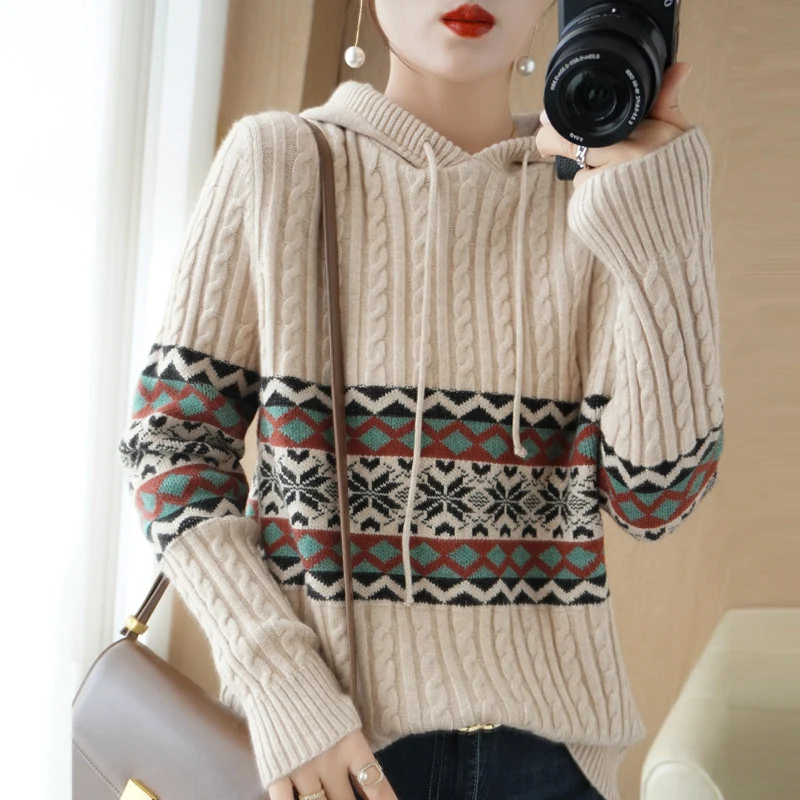 

2022 New Autumn And Winter Hooded Pullover Sweater Fashion Slouchy Loose Knitted Jacquard Sweater Women's Warm Long Sleeve