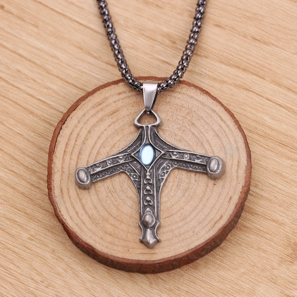 

Classic PS4 Game Bloodborne Necklace Personality Vintage Sword Hunter Cross Pendant Men Punk Gothic Jewelry Amulet Necklaces