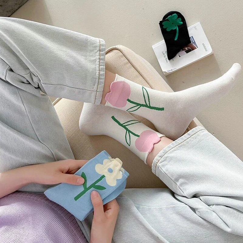 1 pair Kawaii Cartoon Tulip Flower Socks for Women Girls Fashion Japanese Korean Style Harajuku Breathable Casual Mid Tube Socks