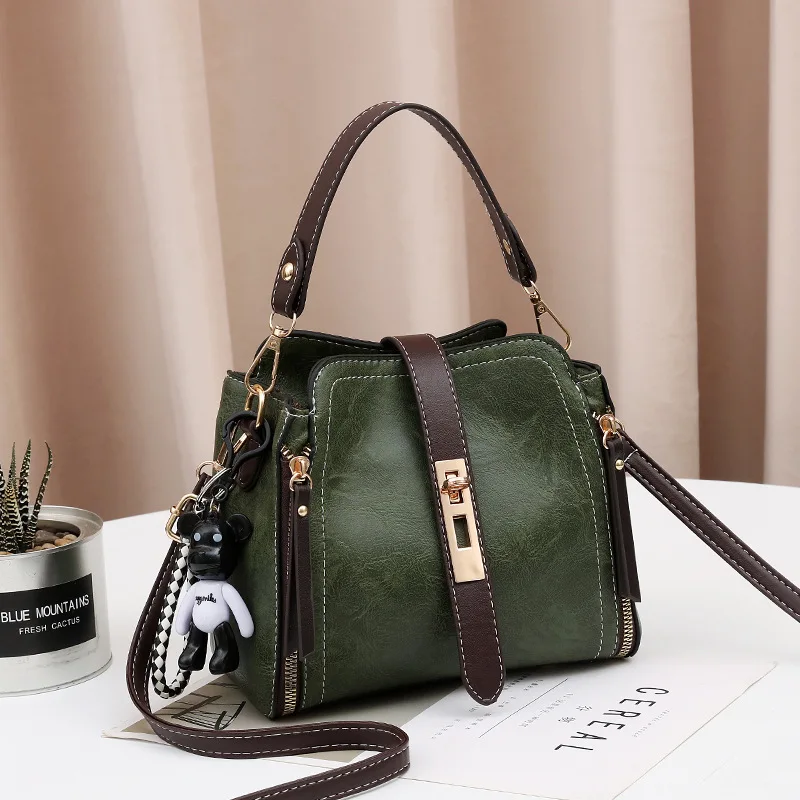 2024Весна и лето новая женская сумка корейская модная на плечо косая повседневная