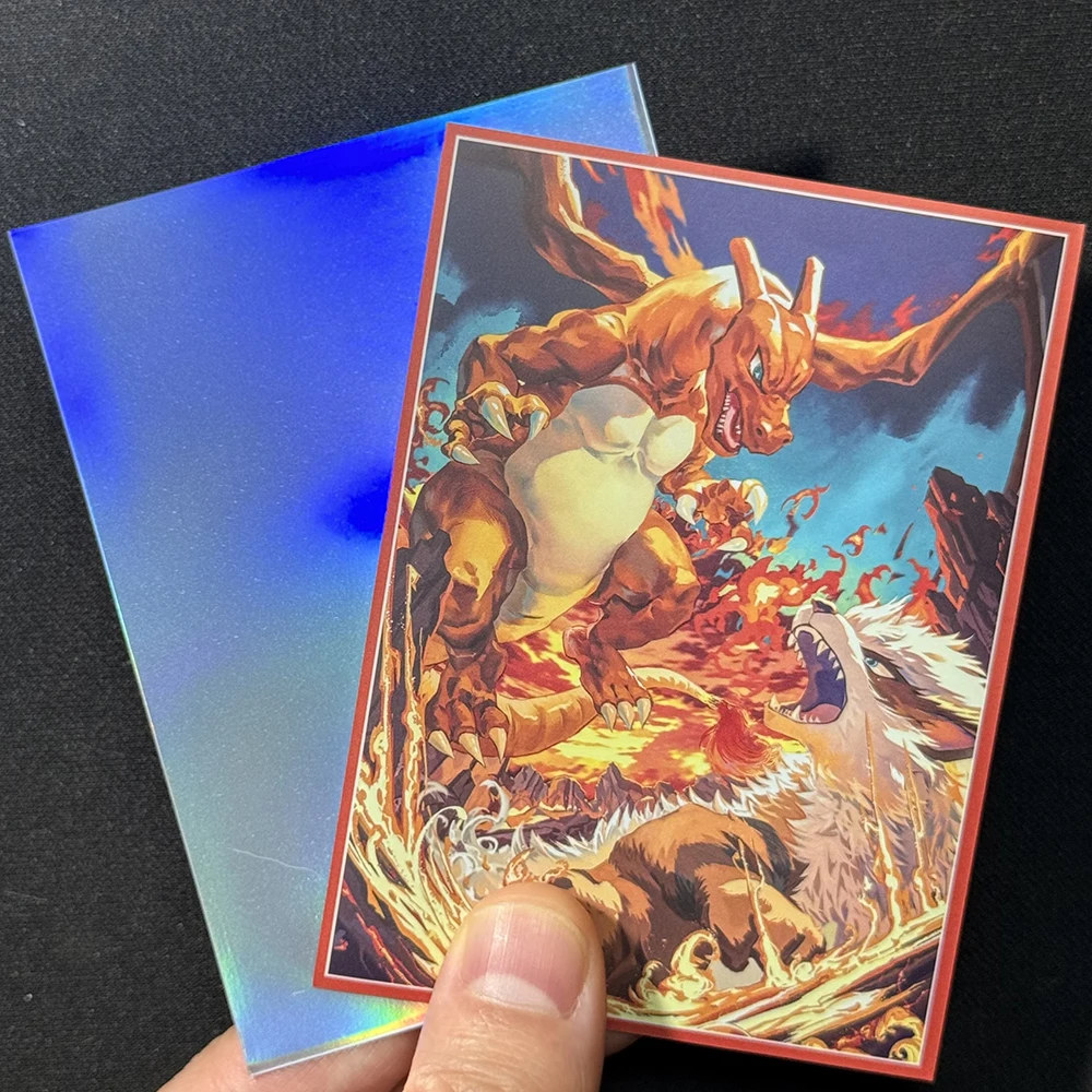 Фото 60 шт. защитных пакетов для карт PTCG (Charizard, Rayquaza, Dragapult, Eevee), блестящие протекторы для карт стандартного размера 66x91 мм №4
