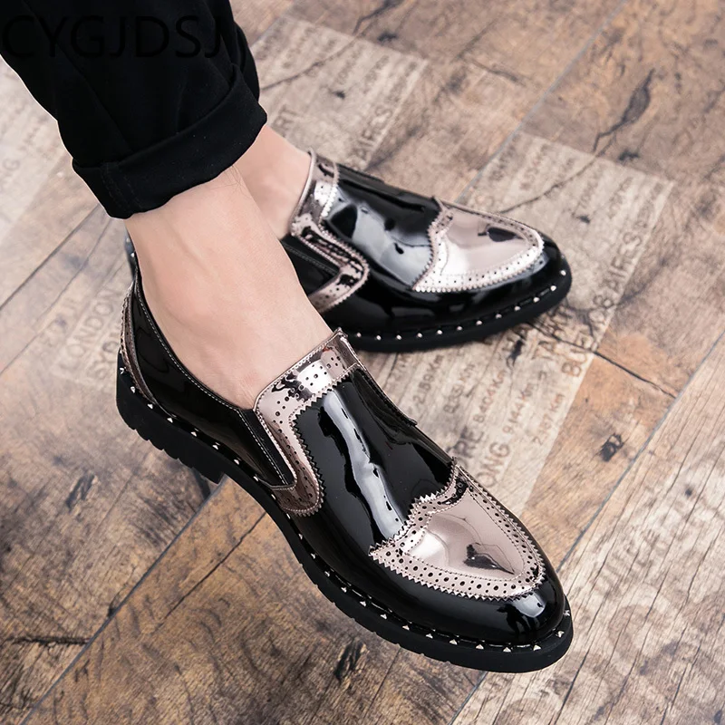 

Casuales Slip on Shoes Men Loafers Men Italiano Dress Shoes for Men Office 2023 Wedding Dress Patent Leather Shoes Zapato Hombre