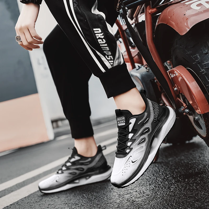 Men's Road Running Shoes Lightweight Tennis Shoes Non Slip Gym Workout Shoes Breathable Mesh Walking Sneakers Zapatillas Hombres