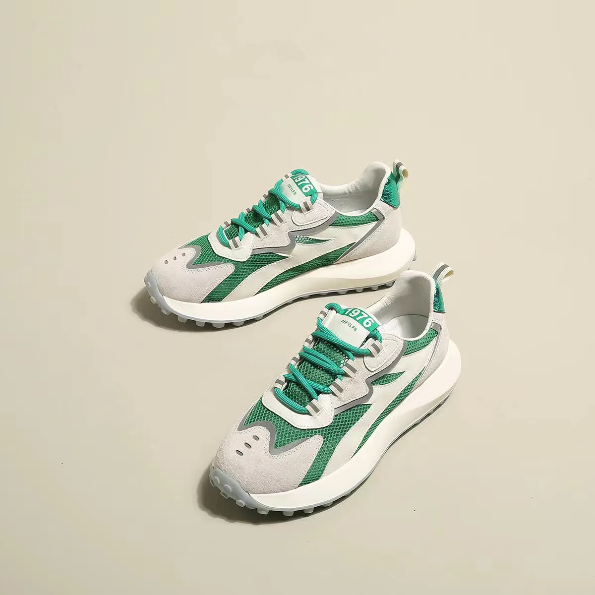 

summer new Sneakers 2020 New Leather small White Shoes Woman Sports Breathable Flat Dad Shoes Students Casual Shoes Women
