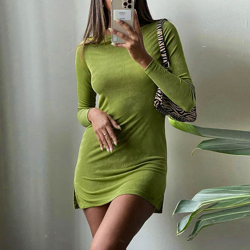 

Instahot qiu dong season long sleeve dress ins cultivate morality show thin render a split within the backless dress