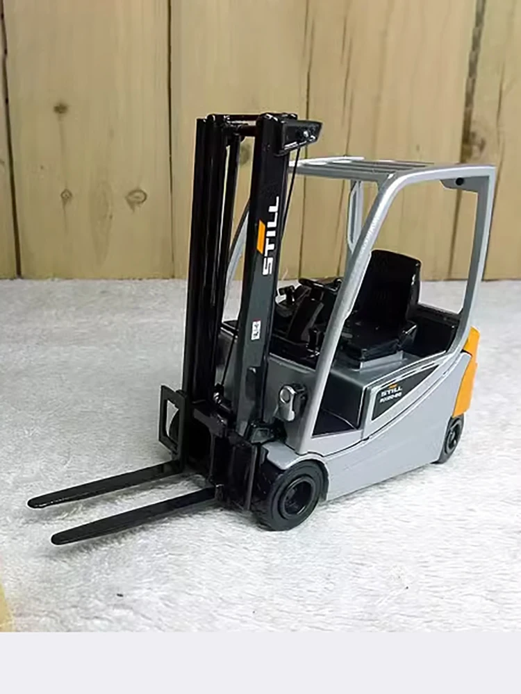 Литой под давлением масштаб 1:25 RX20-20 вилочный погрузчик из немецкого сплава