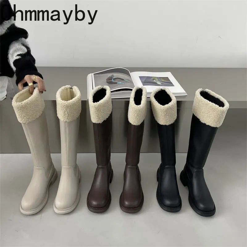 

Модные зимние женские сапоги до бедра из овечьей шерсти, высококачественные кожаные сапоги на плоской подошве, высокие сапоги до колена, Же...