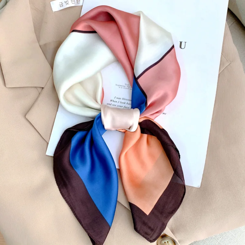 

Luxury Brand Designer Head/Hair Women Print Silk Scarves New Style Female Bandana Popular 70X70CM Hijab Summer Fashion Headcloth