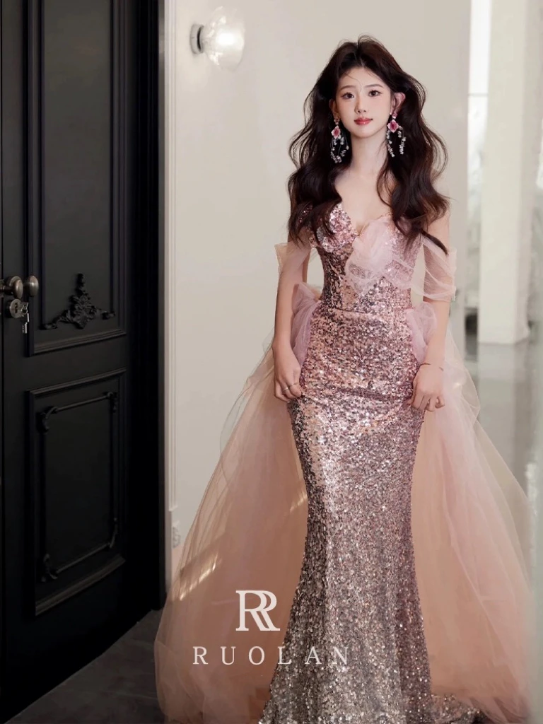 Розовые вечерние платья Graident блестящие плиссированные со съемным шлейфом с