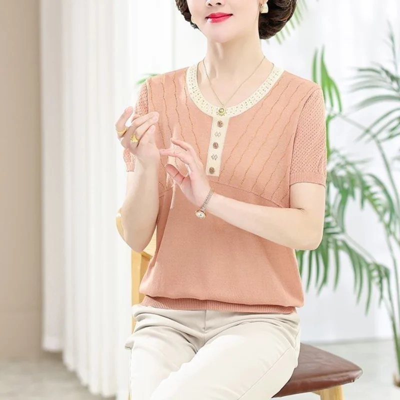 Женский трикотажный топ с круглым вырезом и коротким рукавом