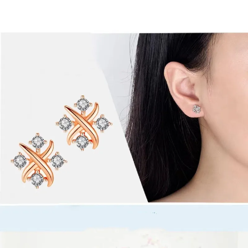 

Wholesale 5 Shiny 4 Zircon Earrings Women Fashion Silver Plated Rose Gold Stud Earrings 2 Styles