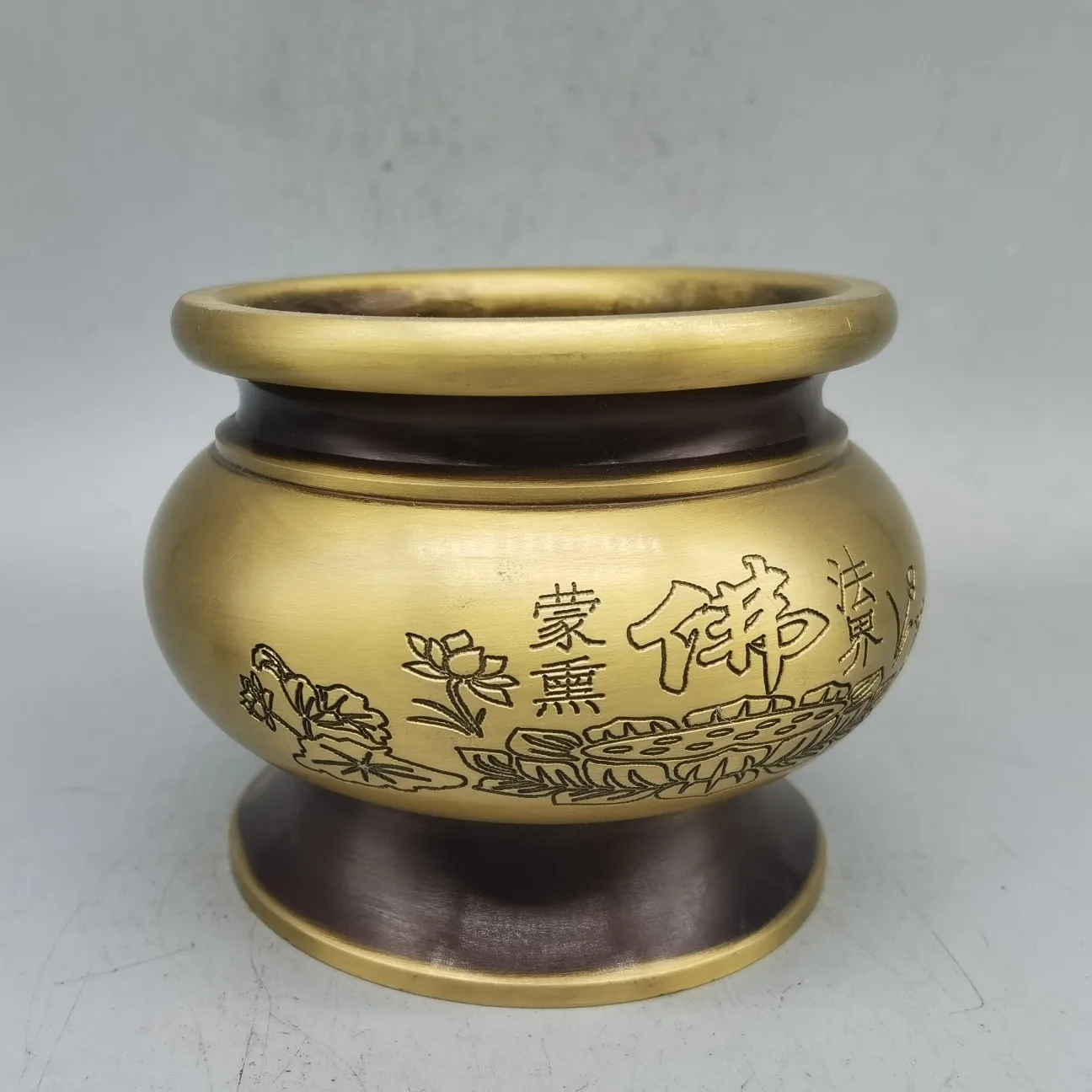 

China Temple Buddhism Three feet retro xuande furnace Bronze brass incense burner Censer decoration metal handicraft