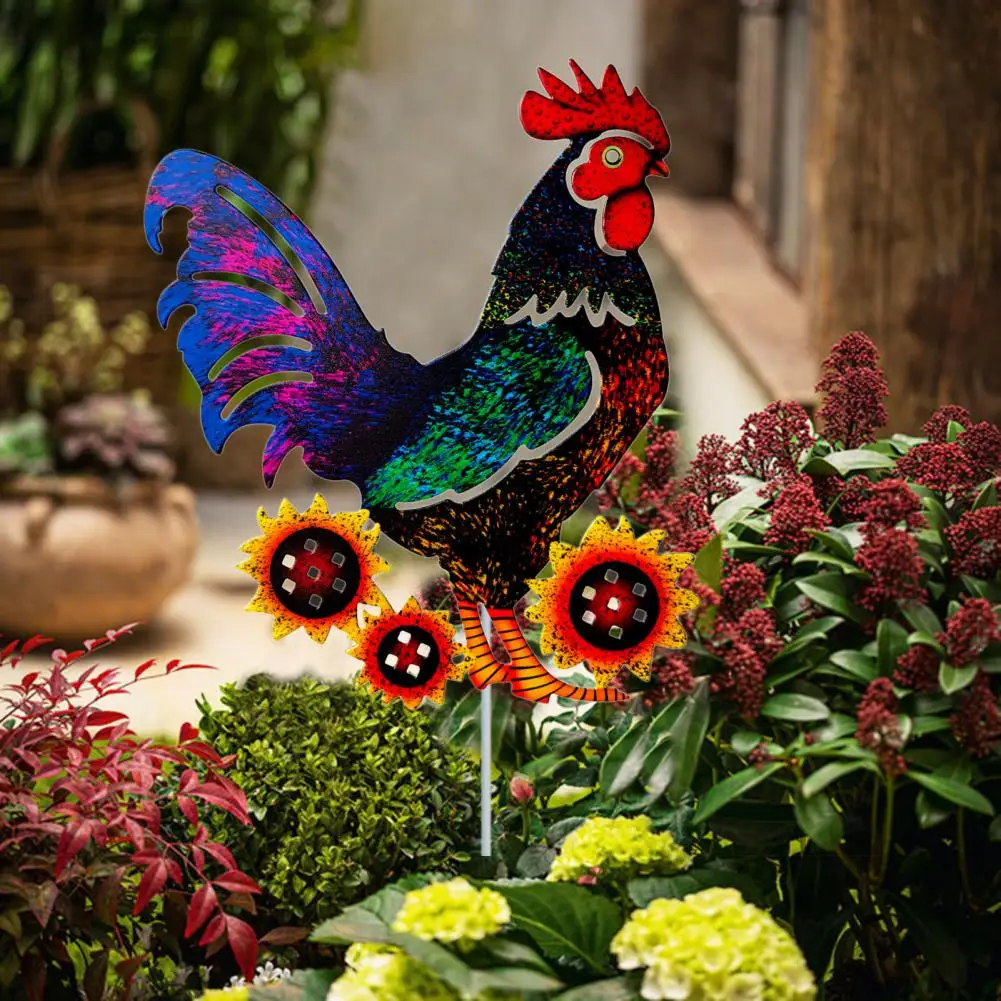 Rooster Sculpture Realistic Standing Animal Garden Decoration Rust-Proof Patio Backyard Carved Iron Chicken Lawn Ornament