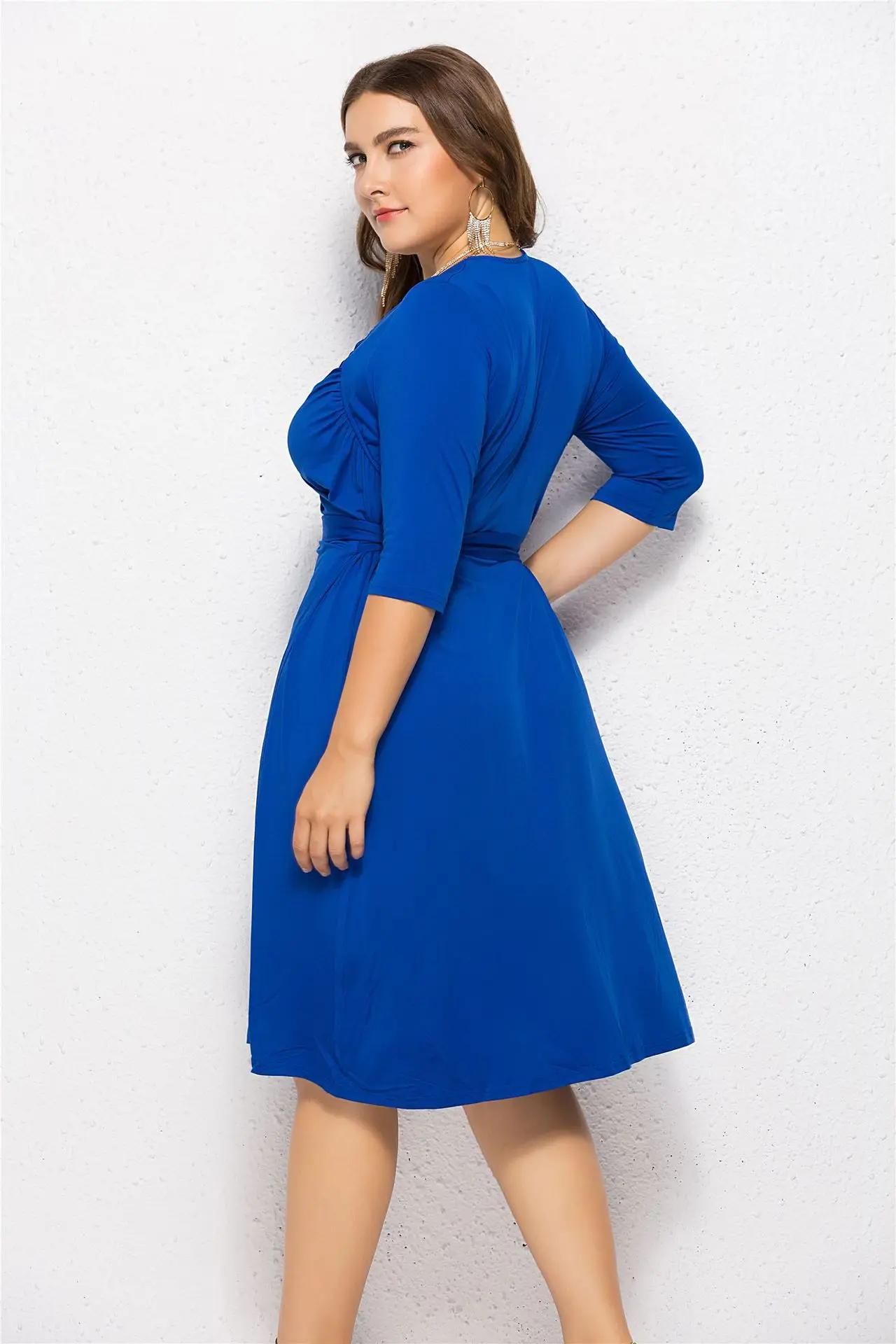 Рисунок 2 - Женское платье с коротким рукавом