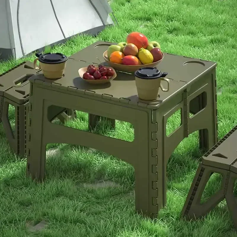 Пластиковый складной стол для рисования
