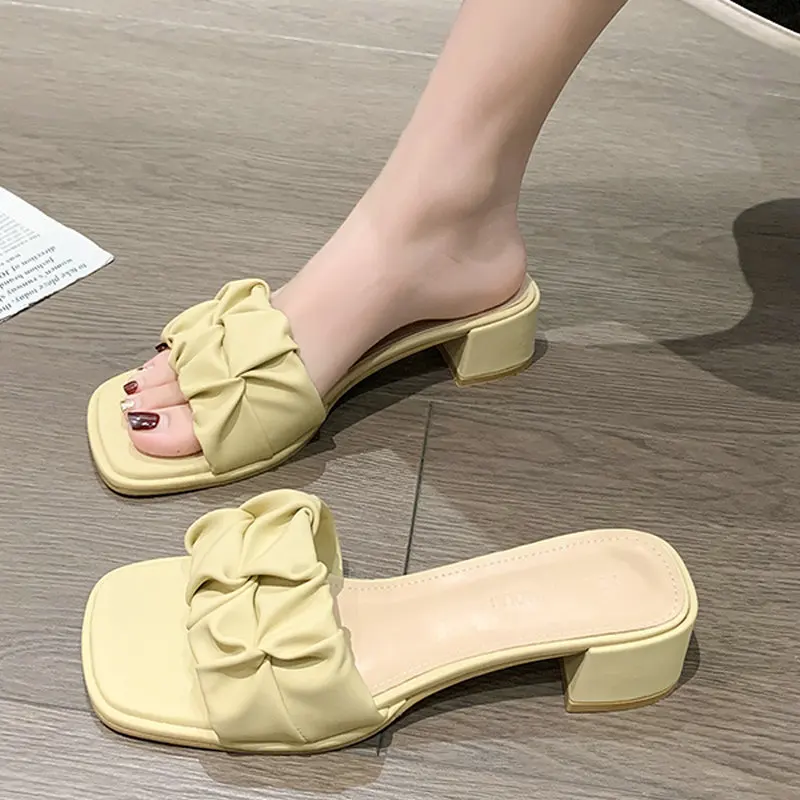 2023 Female Shoes Slippers Outdoor Luxury Slides Heeled Square Toed Fashion Designer Solid Color Simple Slippers Zapatillas De