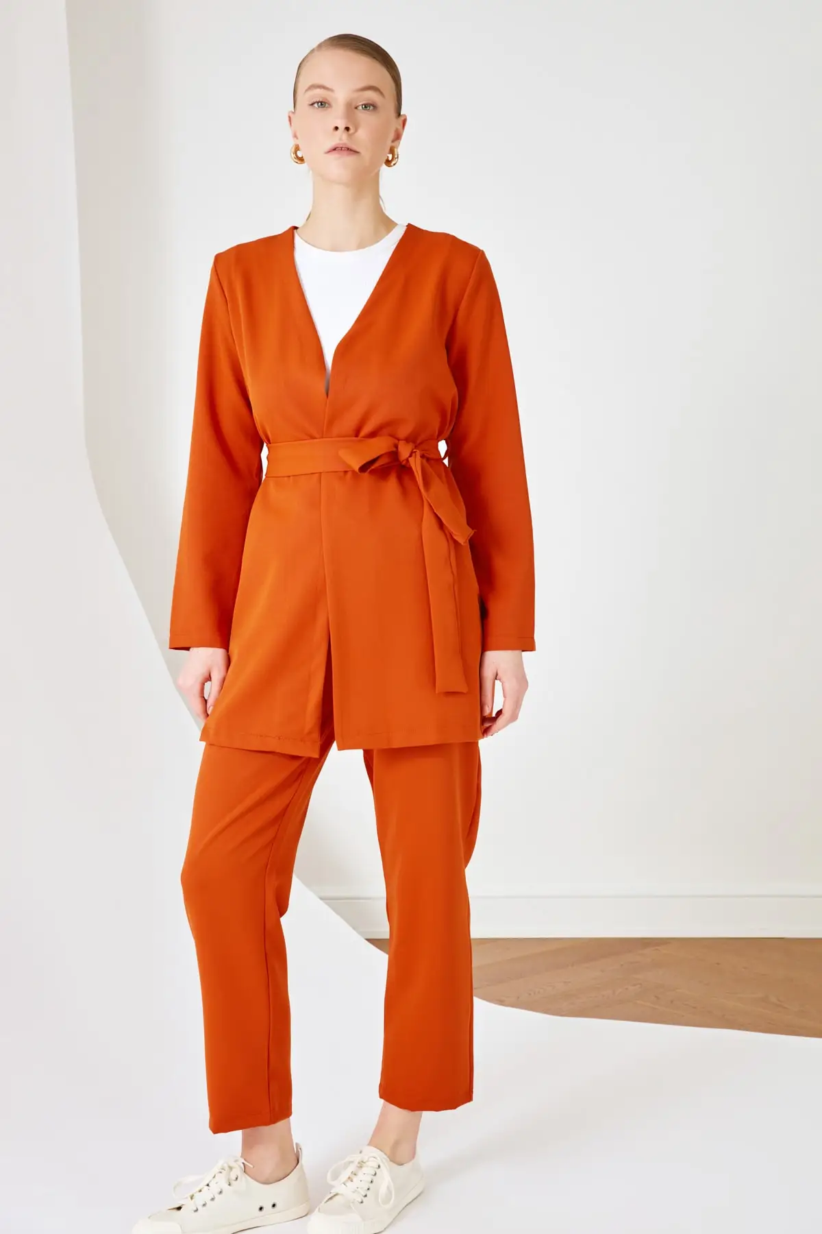 

Trendyol Belt Detail Jacket Pants Bottom-Top Suit TCTSS21AU0313