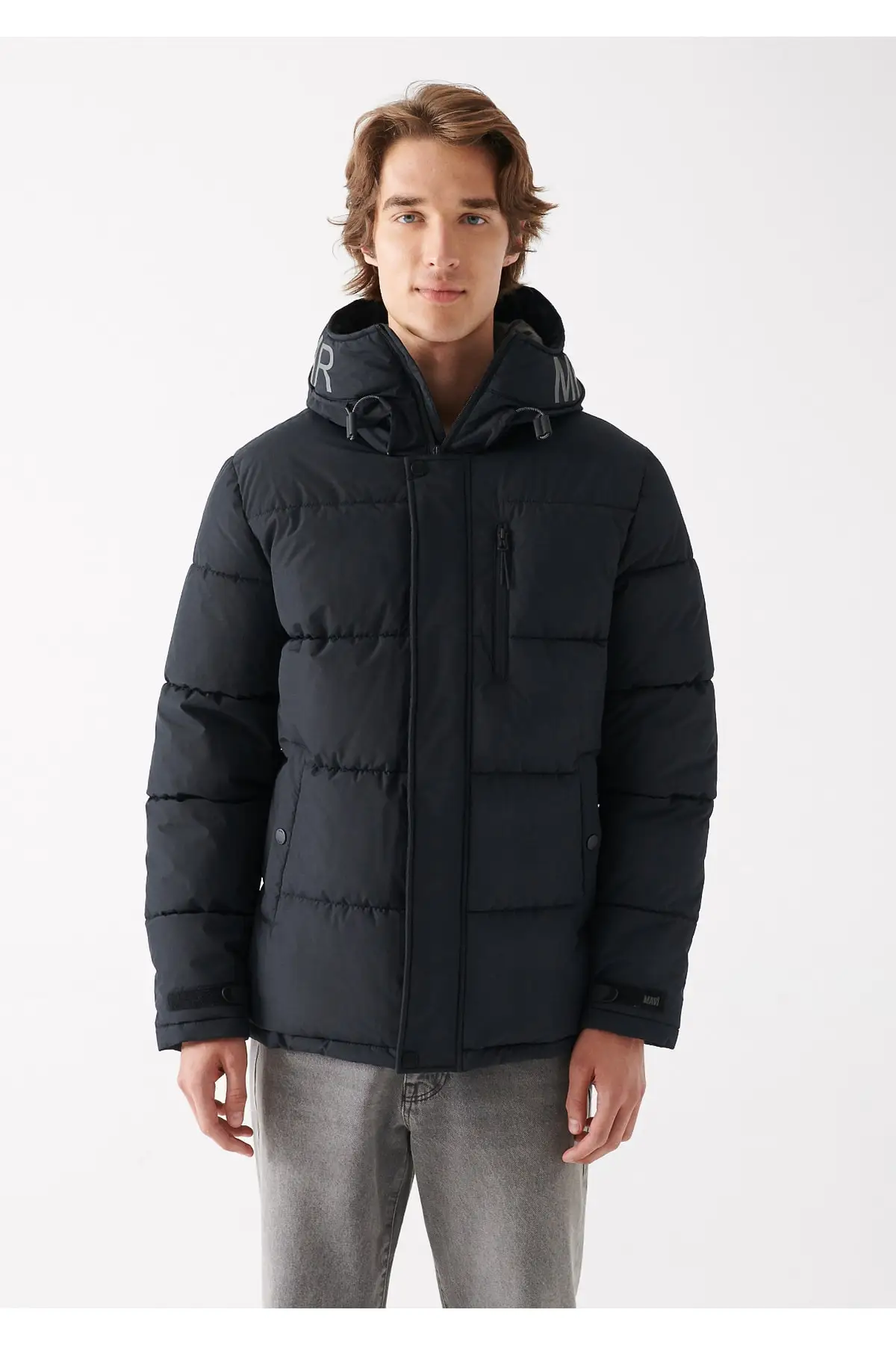 Hooded Black Coat Regular Fit / Normal Cut 010426-900