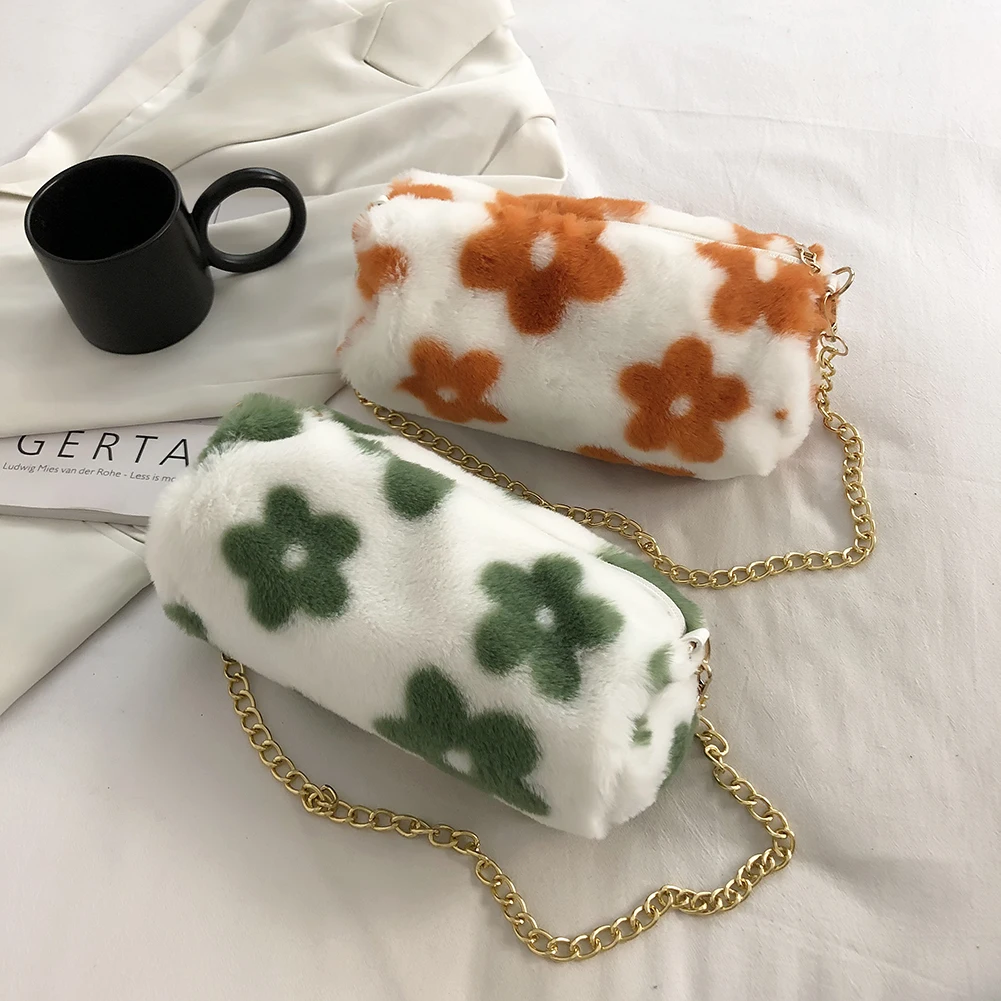 

Fashion Flower Print Plush Shoulder Bag Cylinder Underarm Bags Women Casual Chain Small Purse for Outdoor Shopping