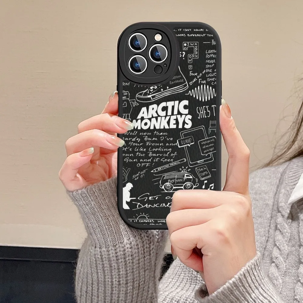 Singer A-Arctic M-Monkeys Phone Case Hard Leather For iPhone 16 15 14 13 12 Mini 11 Pro Max Xs X Xr 7 8 Plus Fundas