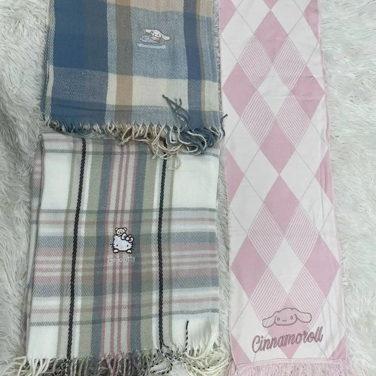 

Kawaii Sanrio Cinnamoroll My Melody Kuromi Scarf Cute Pink Shawl Scarf Neckwrap Apparel Accessories Scarf for Girls Students