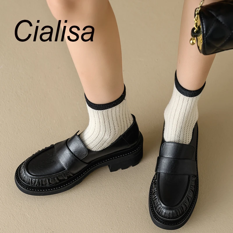 

Лоферы женские из натуральной кожи, с круглым носком, на платформе