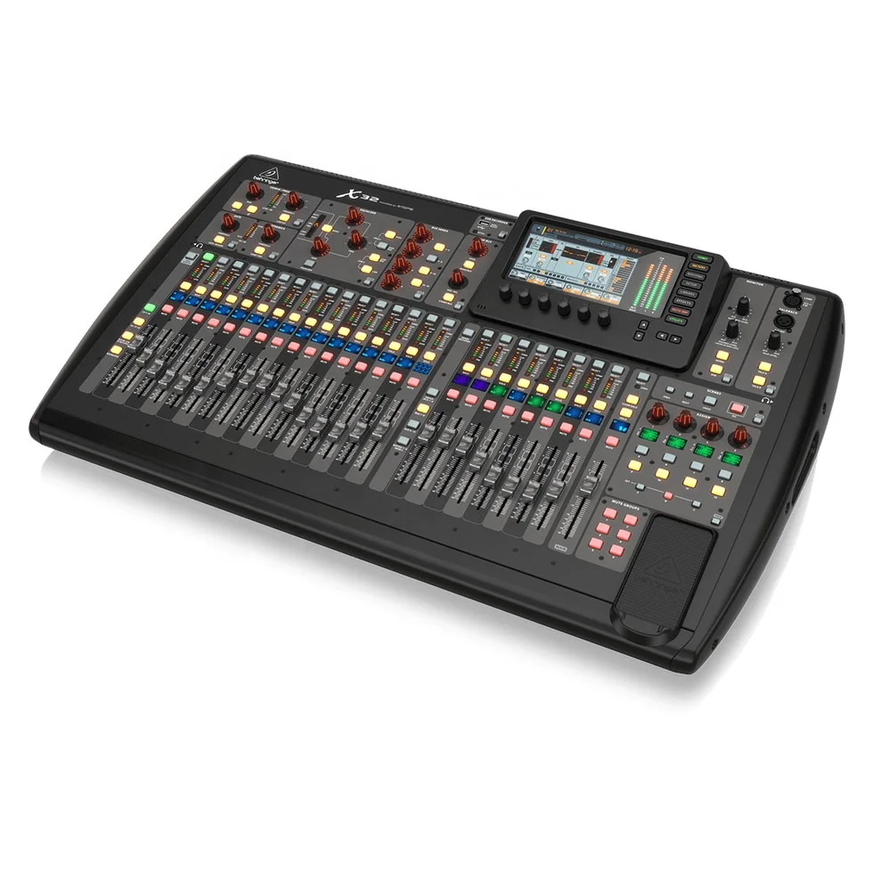 Рисунок 4 - Behringer X32 цифровой миксер и