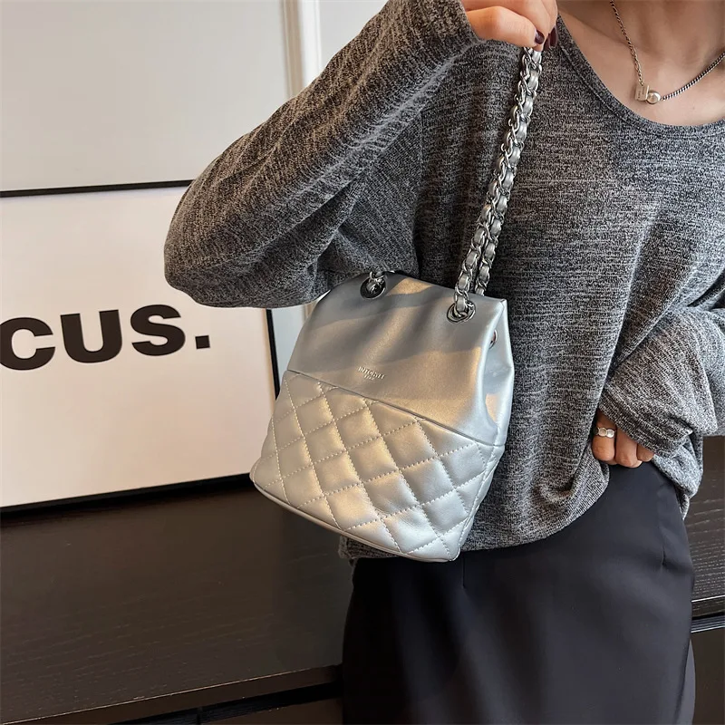 

Texture PU Leather Chain Bucket Bag Women's Design Sense Silver Single Shoulder Crossbody Bag Fashion Ringer Women's Handbag